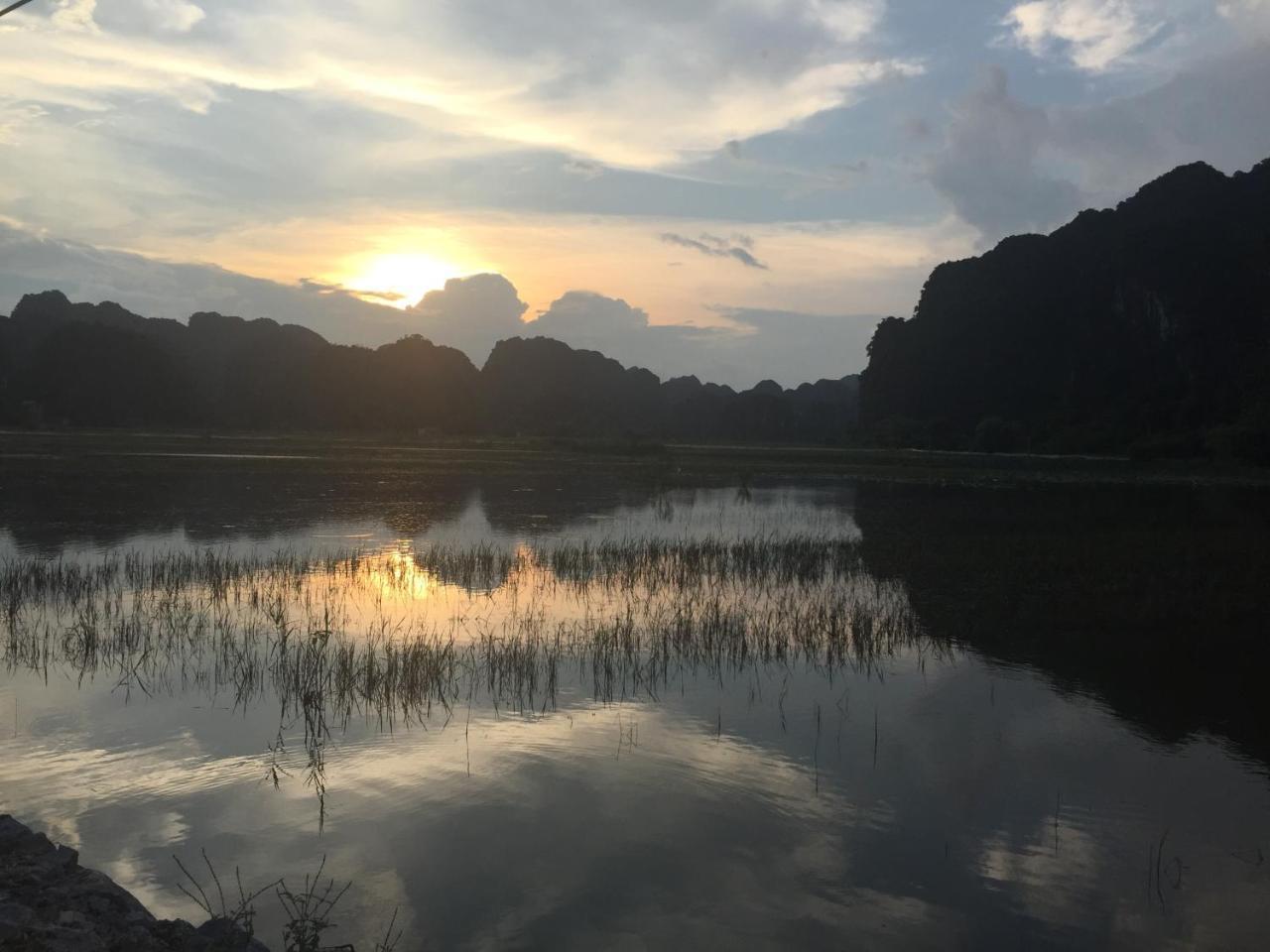 Tam Coc Green Fields Homestay Ниньбинь Экстерьер фото